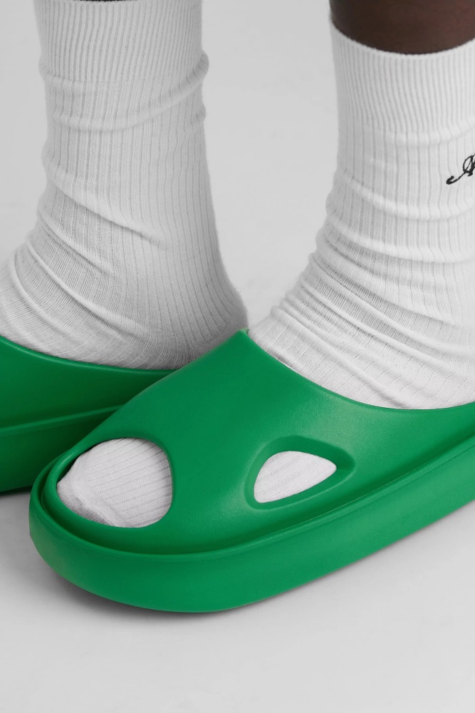 Axel Arigato Hellgrüne Magma-Sandalen