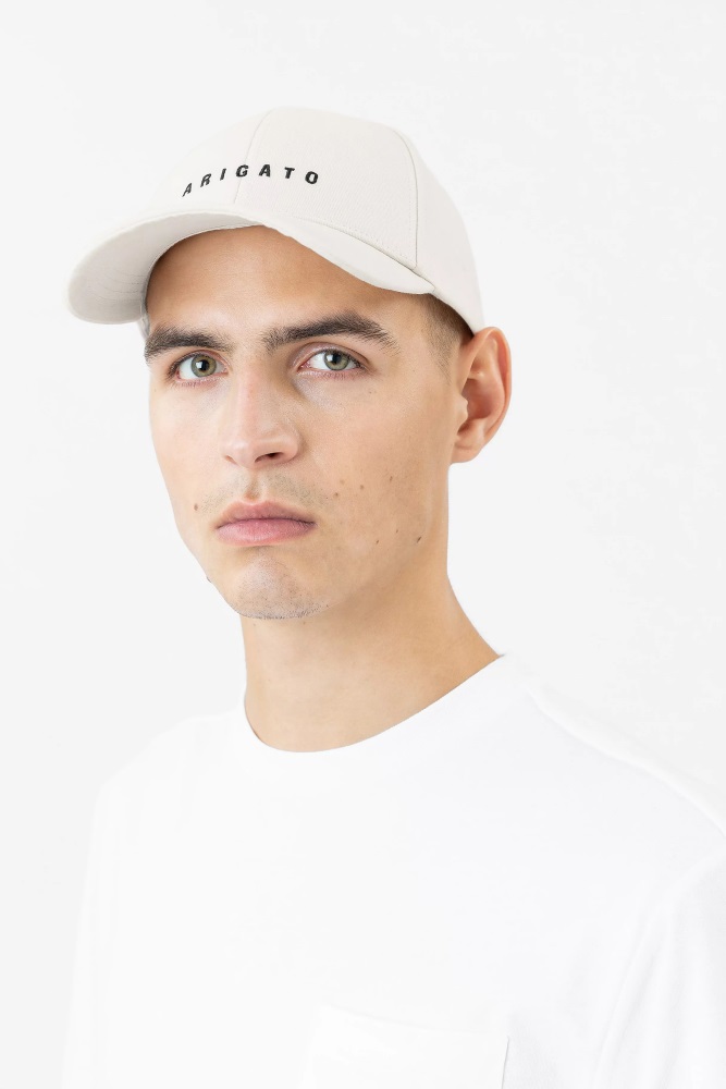 Monogram Cap Hellbeige Axel Arigato