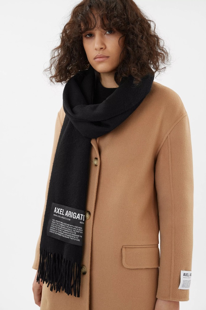 Logo B Bel Schal Schwarz Axel Arigato